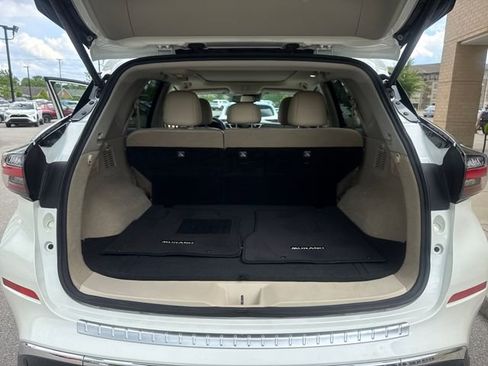 Used 2019 Nissan Murano Platinum FWD image 17