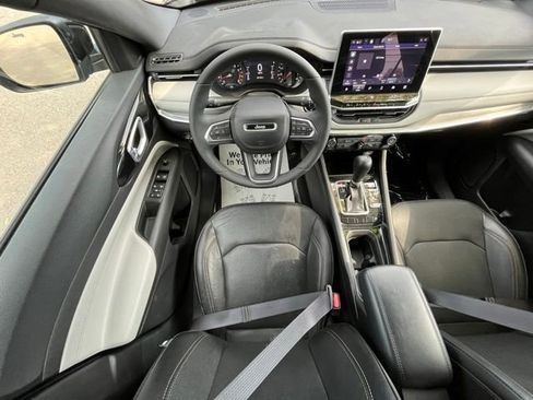 Used 2023 Jeep Compass Limited AWD/4WD image 23