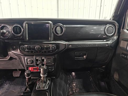 Used 2021 Jeep Wrangler Unlimited Rubicon w/ Trailer Tow Package AWD/4WD image 33