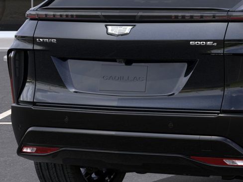 New 2026 Cadillac Lyriq Sport w/ LPO, ONYX Package image 14