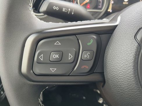 New 2025 Jeep Gladiator Rubicon image 9