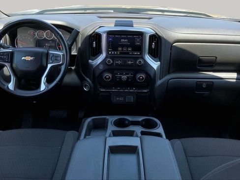 Used 2022 Chevrolet Silverado 1500 LT AWD/4WD image 16