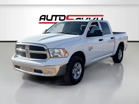 Used 2023 RAM 1500 Classic SLT w/ Trailer & Traction Group image 3
