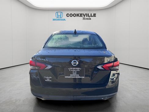 Used 2021 Nissan Versa SV image 8