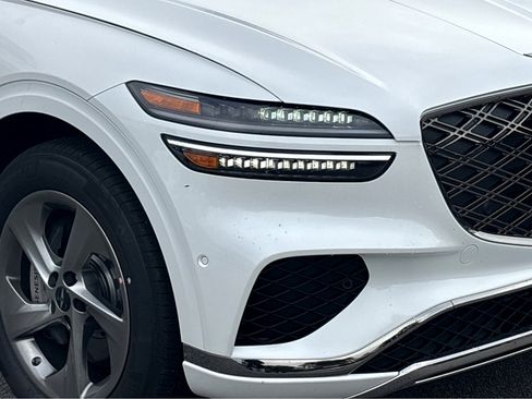New 2026 Genesis GV70 2.5T Select image 38