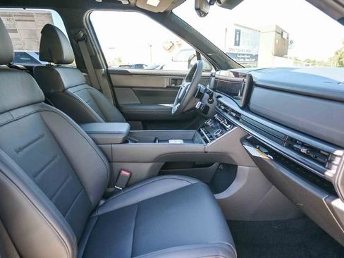New 2026 Hyundai Santa Fe Calligraphy AWD/4WD image 18