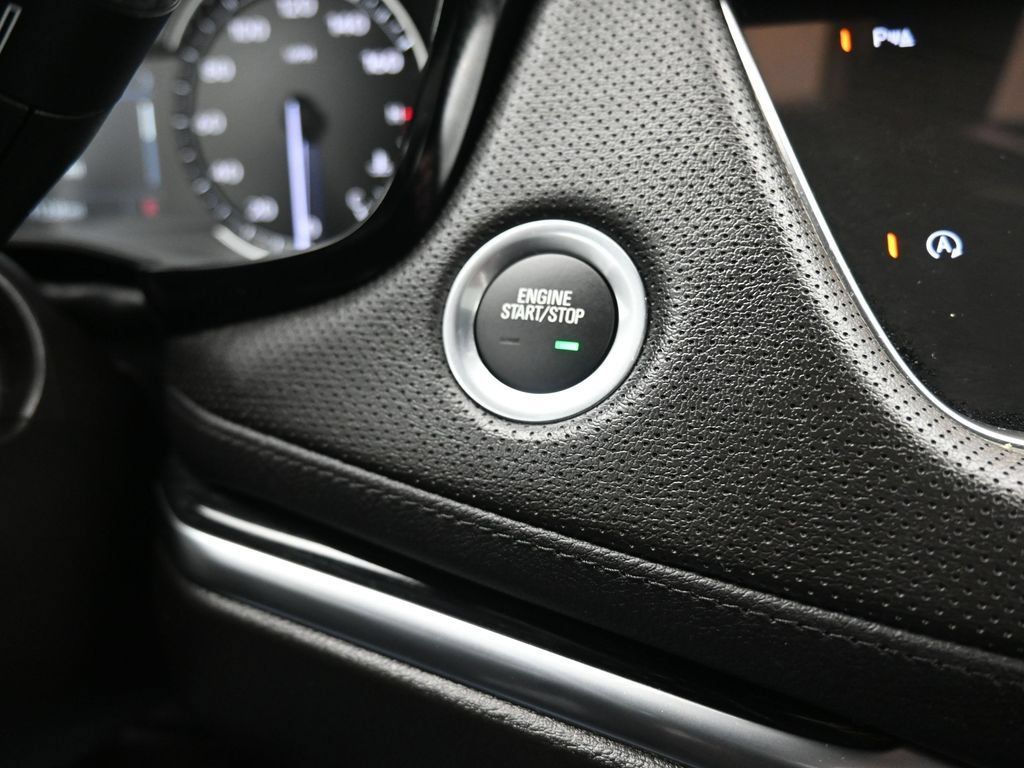 Used 2025 Cadillac XT5 Premium Luxury FWD image 23