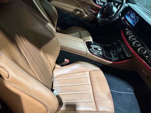 Used 2018 Mercedes-Benz E 400 4MATIC Coupe image 15