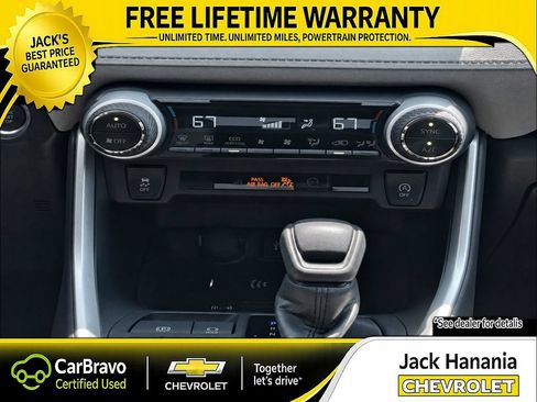 Used 2024 Toyota RAV4 XLE FWD image 12