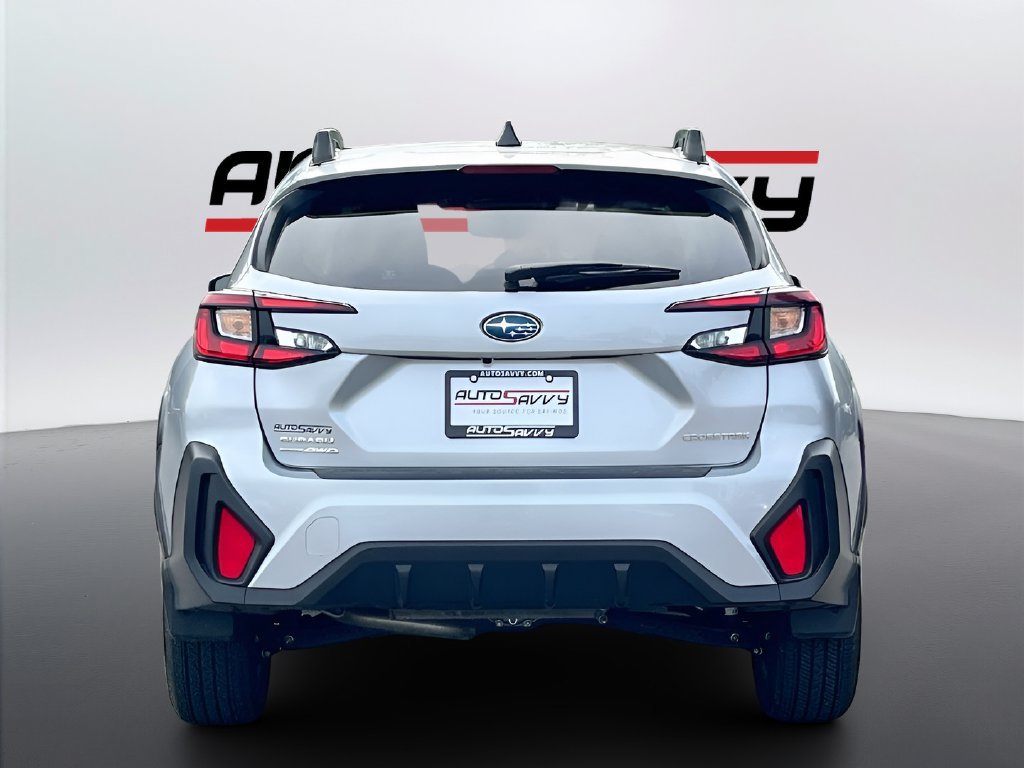 Used 2024 Subaru Crosstrek 2.0i Premium AWD/4WD image 6