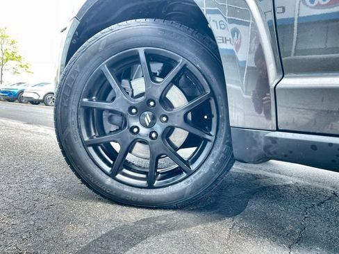 Used 2019 Dodge Journey GT w/ Navigation Group AWD/4WD image 17