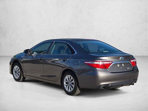 Used 2016 Toyota Camry LE FWD image 8