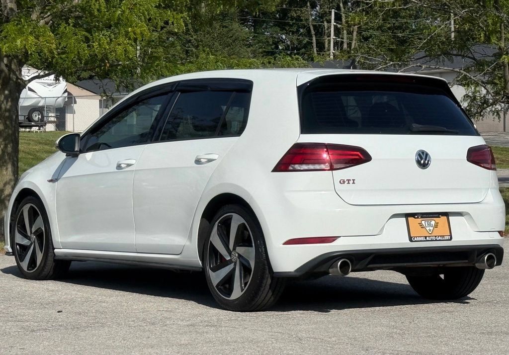 Used 2020 Volkswagen Golf 4-Door FWD image 3