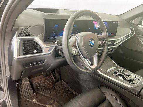 Used 2026 BMW X5 xDrive50e w/ Climate Comfort Package AWD/4WD image 10