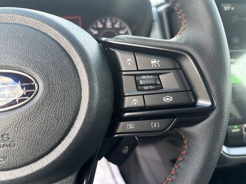 New 2026 Subaru Crosstrek 2.5i Limited w/ Crosstrek Mirror Package image 60