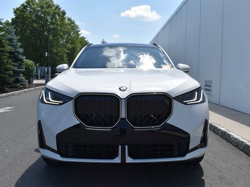 Used 2026 BMW X3 xDrive30i w/ M Sport Package AWD/4WD image 2
