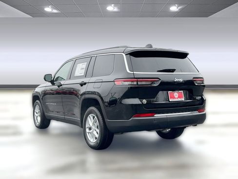 New 2025 Jeep Grand Cherokee L Laredo image 3