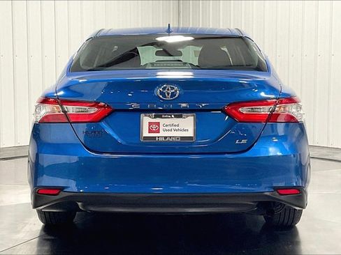 Certified 2020 Toyota Camry LE image 5