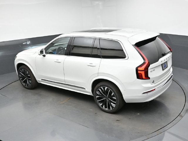 New 2027 Volvo XC90 B5 Plus AWD/4WD image 47