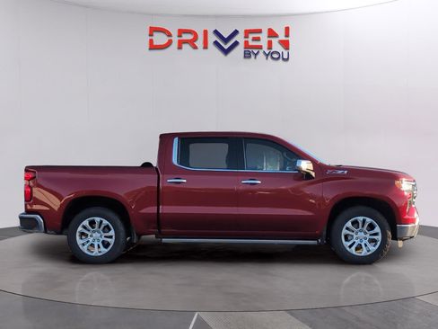 Used 2023 Chevrolet Silverado 1500 LTZ w/ LTZ Premium Package image 7