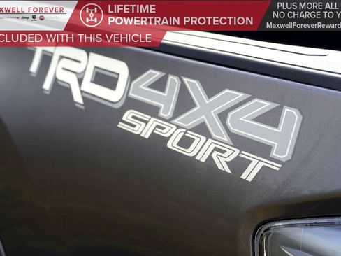 Used 2020 Toyota Tacoma SR5 image 10