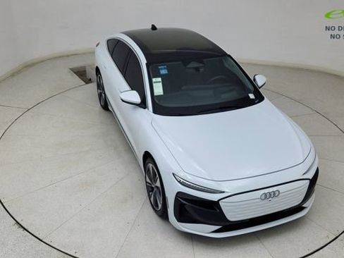 Used 2025 Audi A6 e-tron Premium Plus w/ Premium Plus RWD image 75