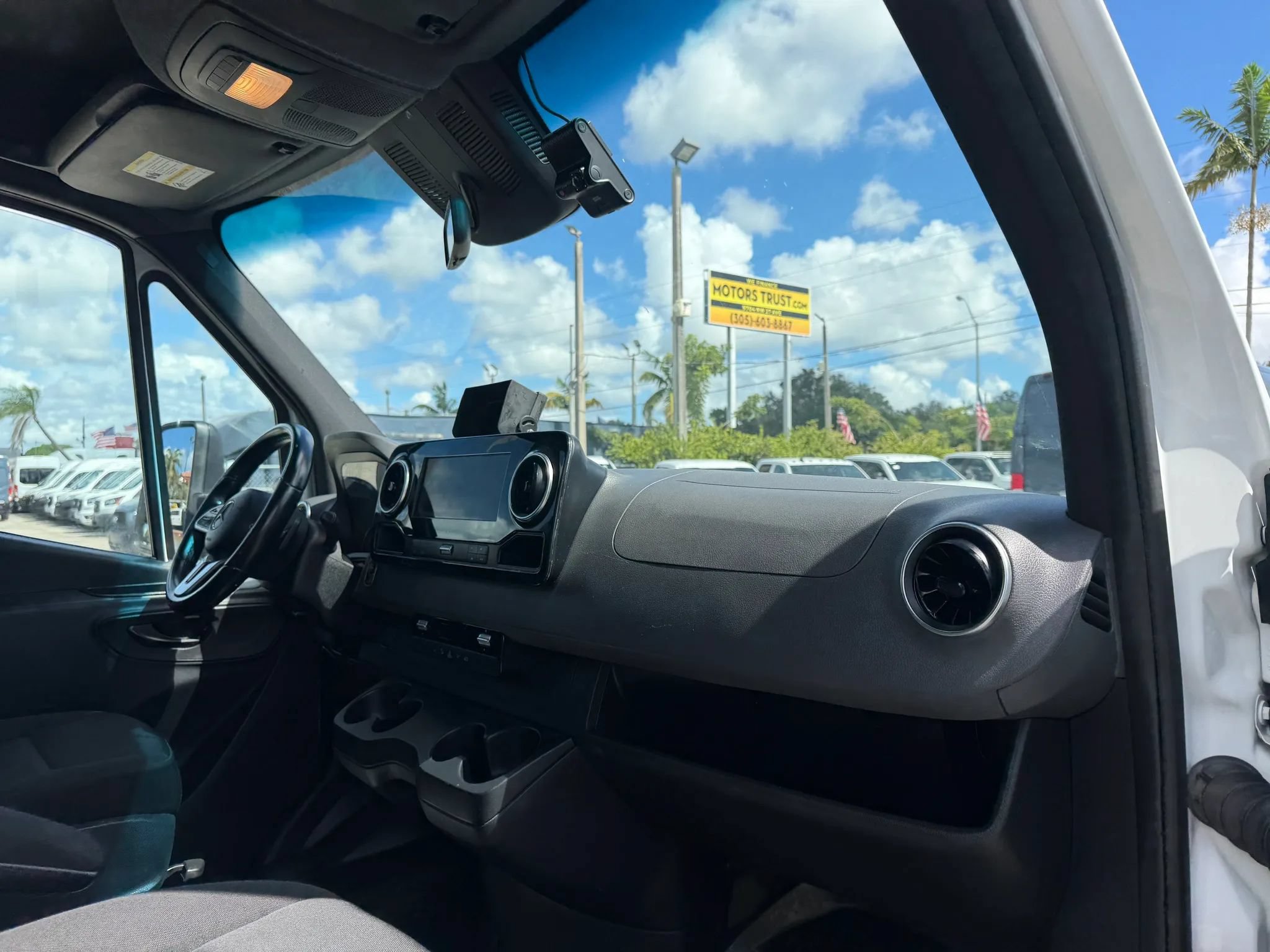 Used 2019 Mercedes-Benz Sprinter 170 image 20