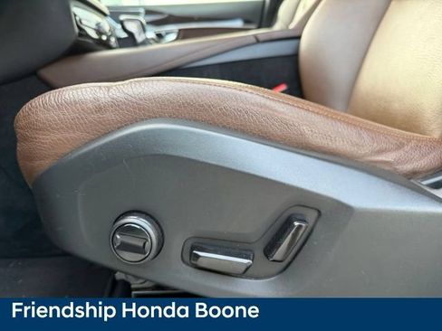 Used 2019 Volvo XC90 T6 Momentum w/ Advanced Package AWD/4WD image 15