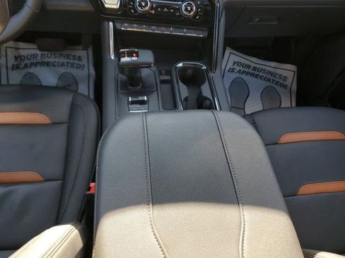 Used 2023 GMC Sierra 1500 AT4 w/ AT4 Premium Package AWD/4WD image 22