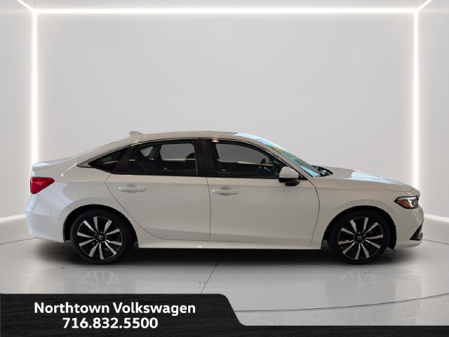 Used 2023 Honda Civic EX image 2