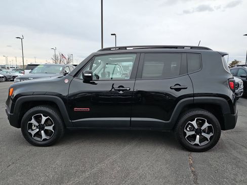 Used 2022 Jeep Renegade Trailhawk w/ Sun/Sound Group image 9