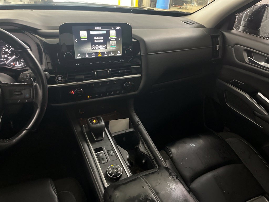 Used 2024 Nissan Pathfinder SL AWD/4WD image 26