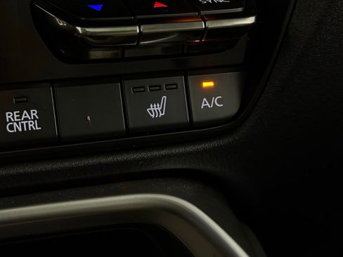 Used 2024 MAZDA CX-90 Plug-In Hybrid w/ Preferred image 18