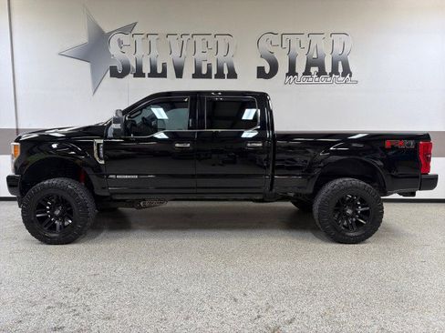 Used 2017 Ford F250 Platinum w/ Platinum Ultimate Package image 5