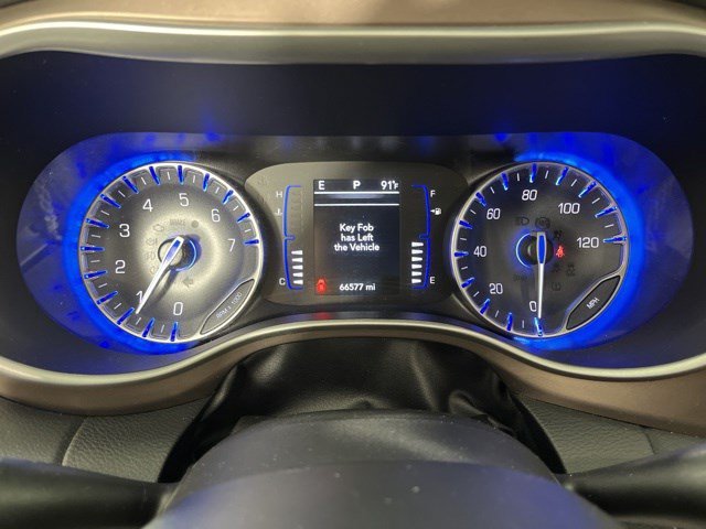 Used 2023 Chrysler Voyager LX FWD image 20