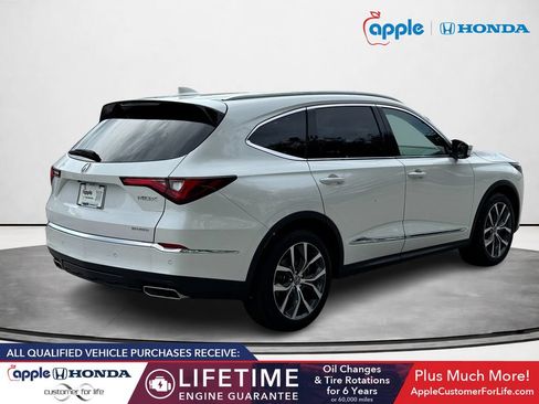 Used 2023 Acura MDX SH-AWD w/ Technology Package image 3