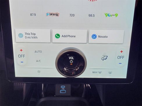 Used 2024 Ford Mustang Mach-E Select image 19