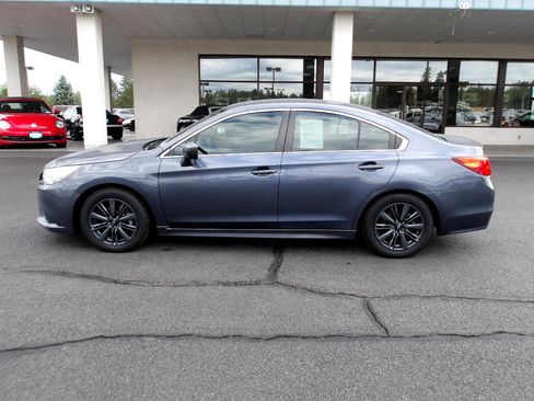 Used 2015 Subaru Legacy 2.5i image 2