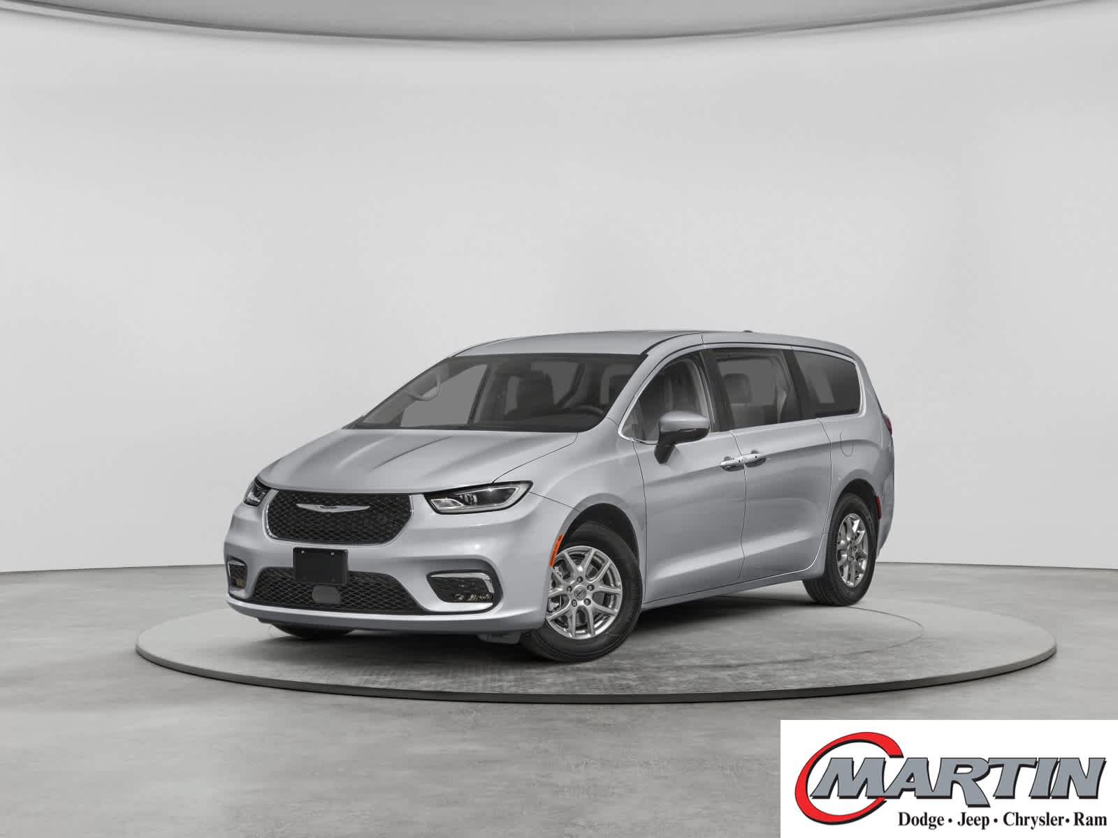Used 2023 Chrysler Pacifica Touring-L FWD image 1