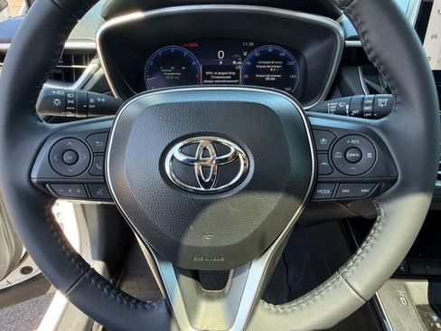 Used 2026 Toyota Corolla Cross XLE w/ Convenience Package FWD image 18