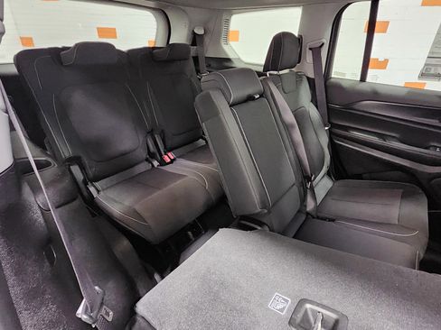 Used 2023 Jeep Grand Cherokee L Laredo w/ Luxury Tech Group I image 20