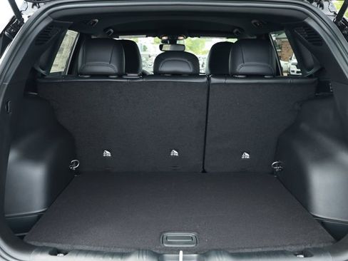 New 2026 Jeep Compass Latitude AWD/4WD image 10