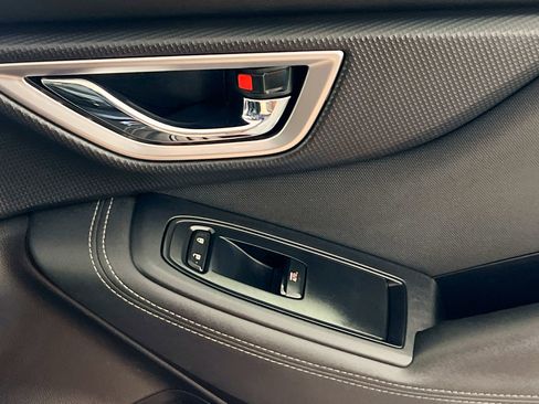 Used 2023 Subaru Forester Premium image 32