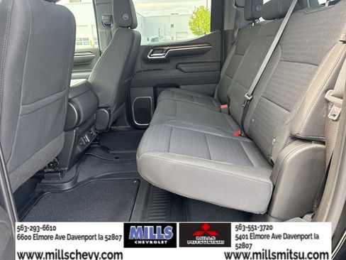Used 2023 Chevrolet Silverado 1500 RST w/ Redline Edition AWD/4WD image 23