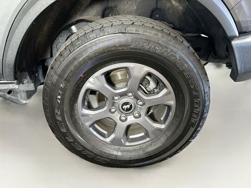 Used 2025 Ford Bronco Big Bend image 11