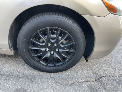 Used 2009 Toyota Camry Hybrid FWD image 11