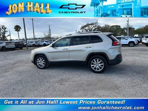 Used 2015 Jeep Cherokee Limited w/ Luxury Group image 5