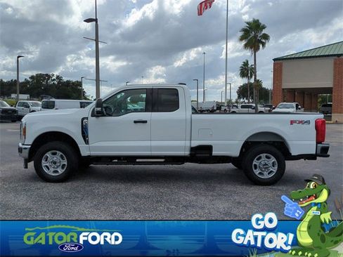 Used 2025 Ford F350 XLT image 8