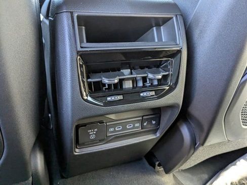 New 2026 Jeep Grand Cherokee Limited RWD image 15