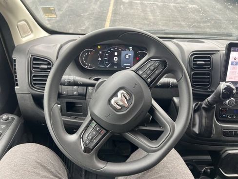 Used 2025 RAM ProMaster 2500 w/ Crew Van Package image 14